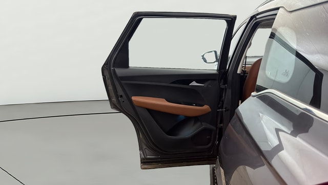 View MG Hector Plus Image 23 Used MG Hector Plus Image 23