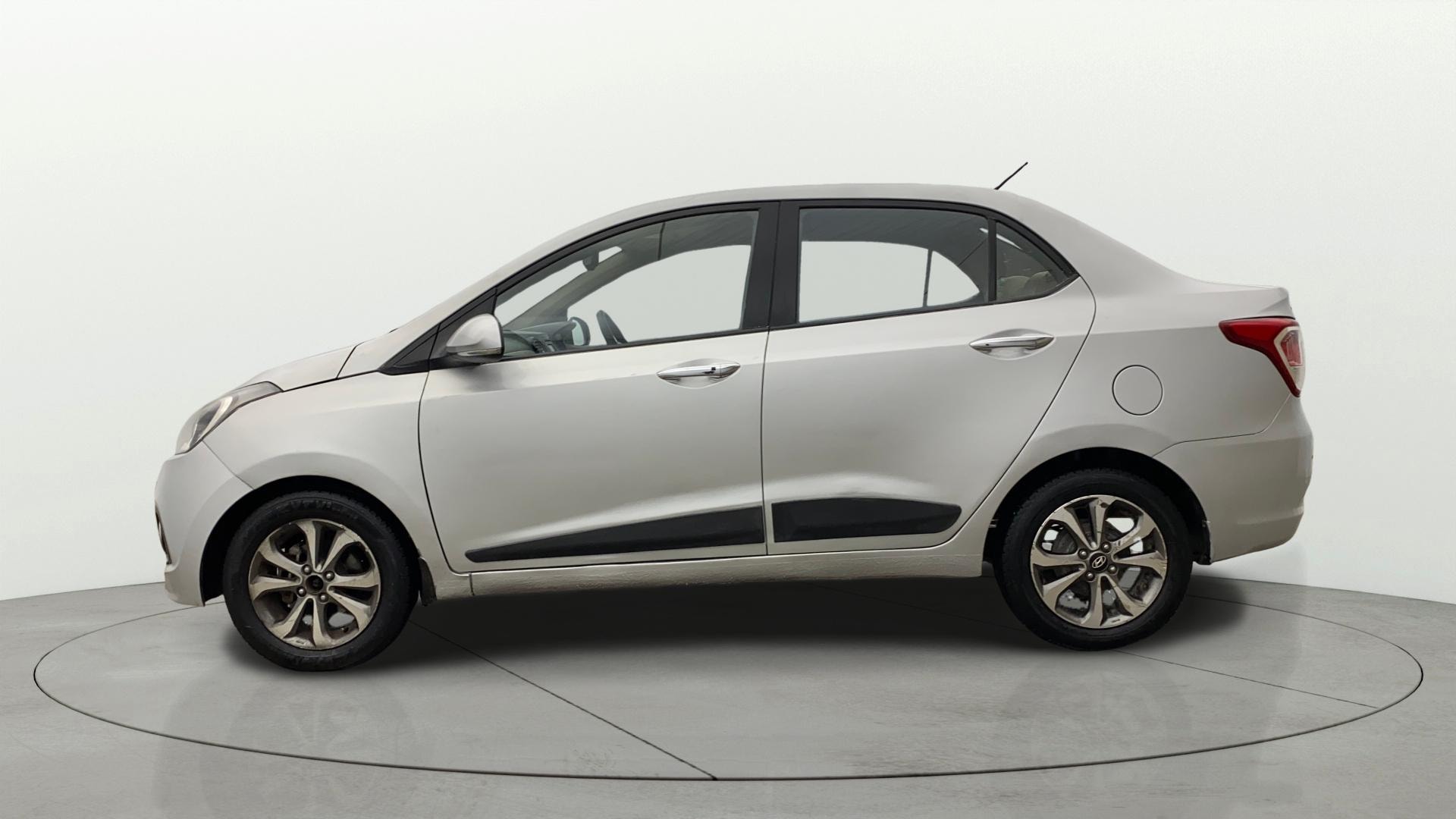 Used 2015 Hyundai Xcent Used 2015 Hyundai Xcent