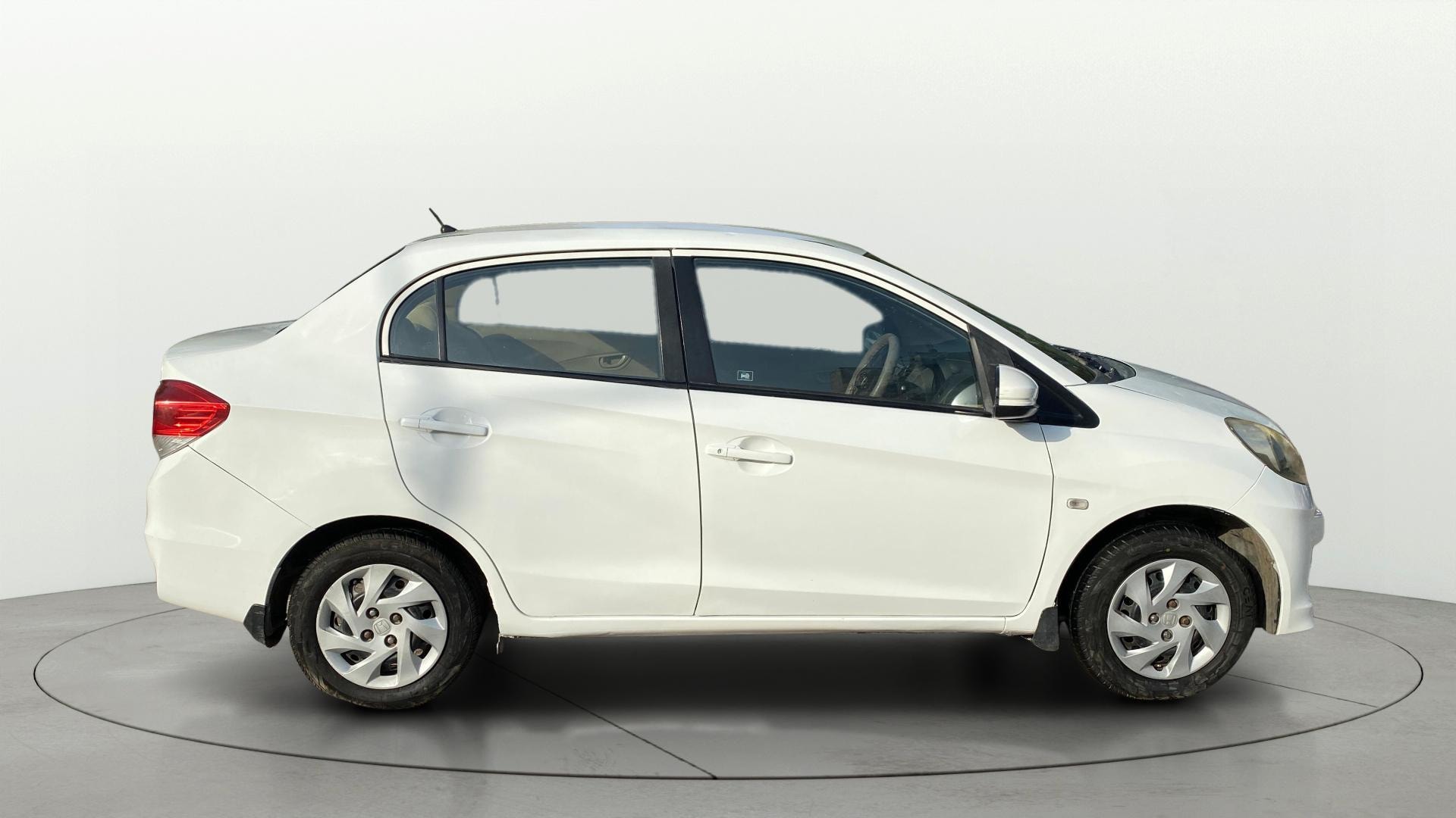 View 2015 Honda Amaze E MT Petrol BS IV Image 8 Used 2015 Honda Amaze E MT Petrol BS IV Image 8