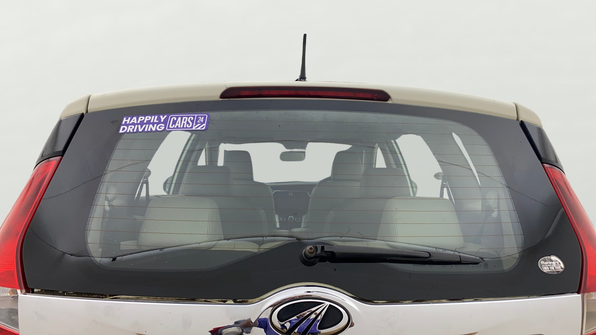 View 2019 Mahindra Marazzo M8 7-Seater Image 3 Used 2019 Mahindra Marazzo M8 7-Seater Image 3
