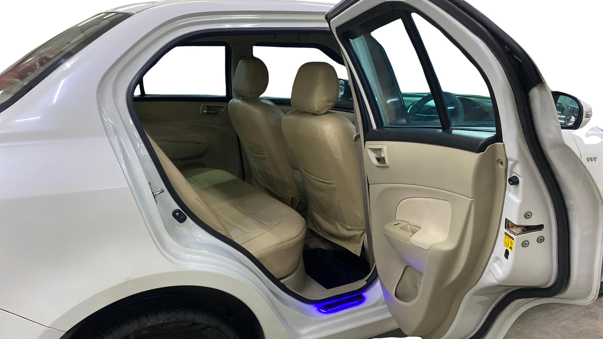 View 2016 Maruti Suzuki 1000 Base Variant Image 29 Used 2016 Maruti Suzuki 1000 Base Variant Image 29