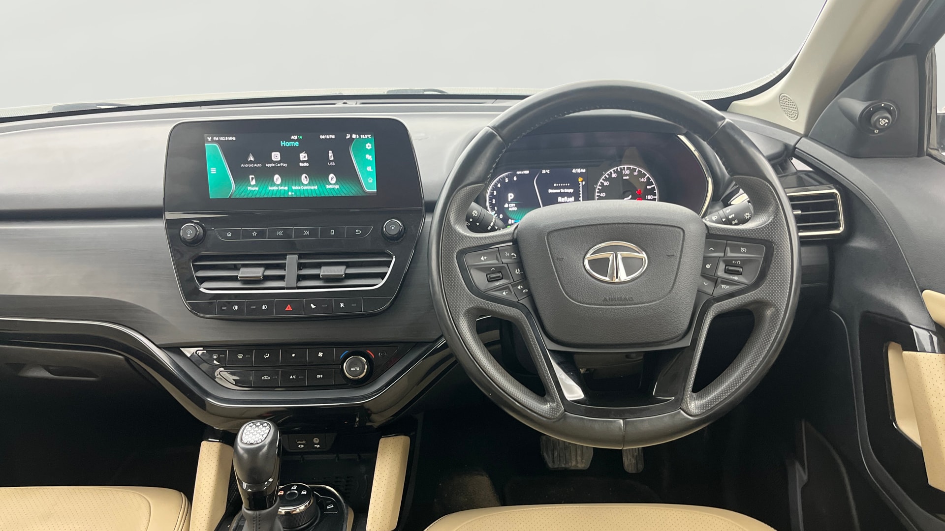 Used 2022 Tata Safari Used 2022 Tata Safari