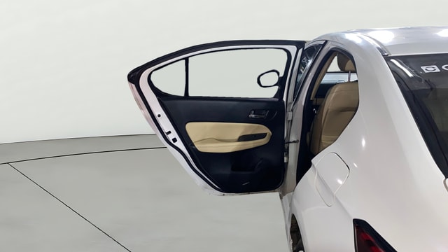 View Honda City ZX Image 23 Used Honda City ZX Image 23