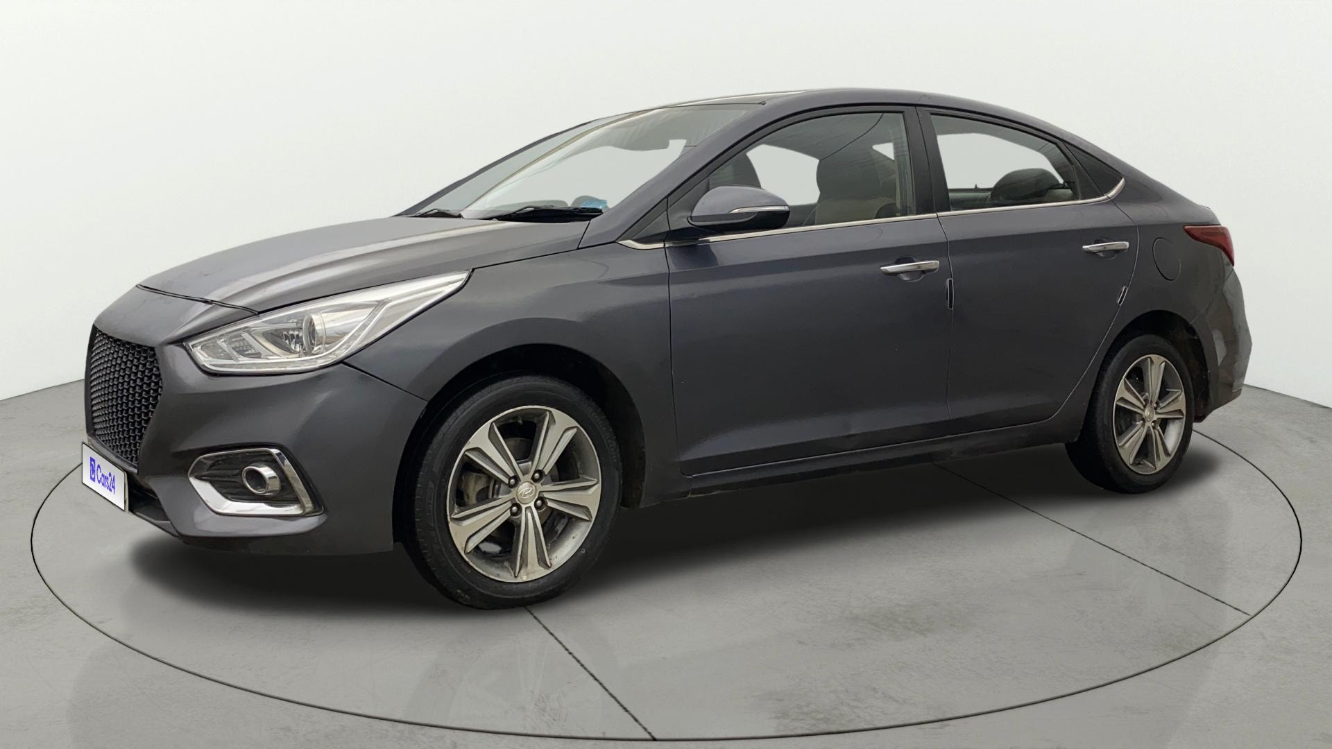 View 2018 Hyundai Verna 1.6 VTVT SX (O) Image 22 Used 2018 Hyundai Verna 1.6 VTVT SX (O) Image 22