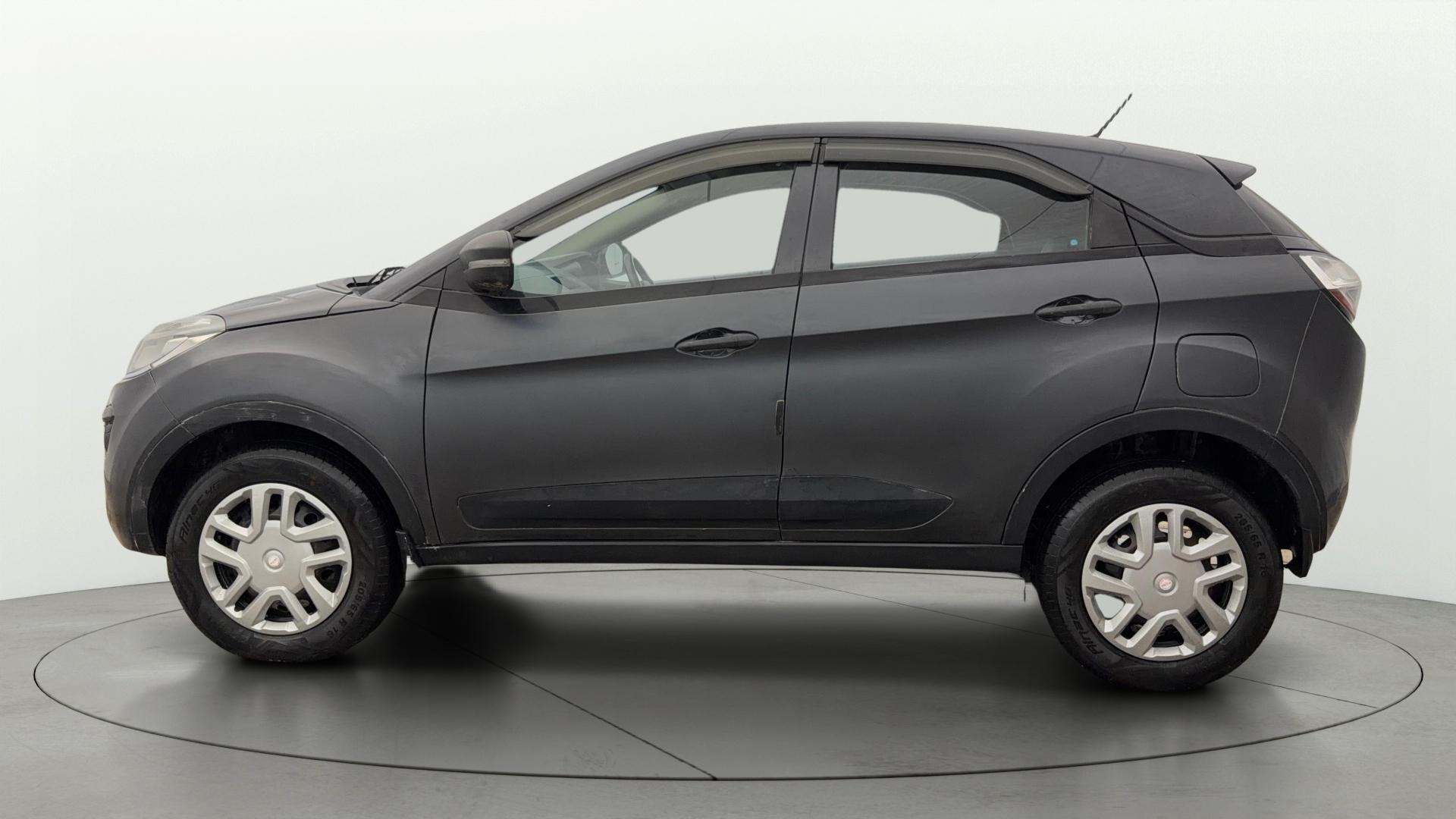 View 2019 Tata Nexon Revotron XM Image 5 Used 2019 Tata Nexon Revotron XM Image 5