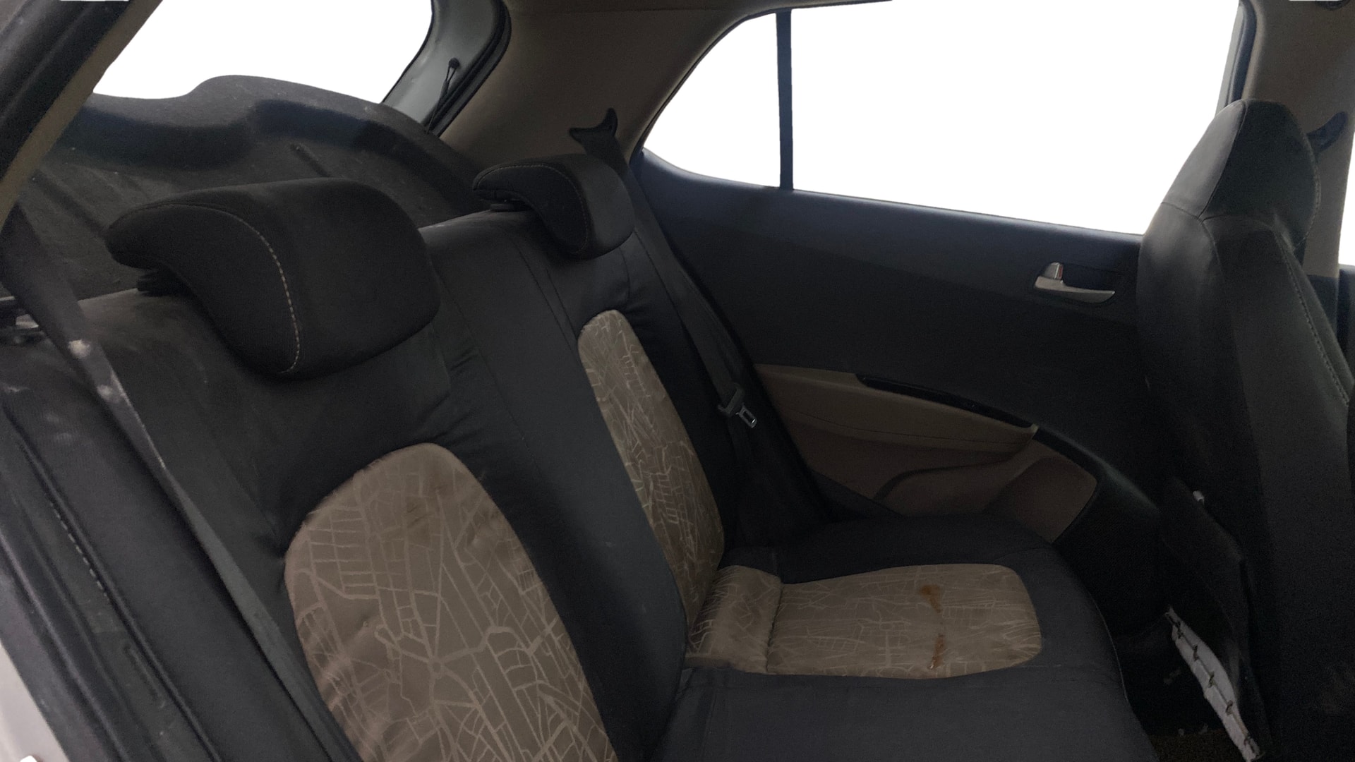 View 2014 Hyundai Grand i10 1.2 Asta Petrol Image 28 Used 2014 Hyundai Grand i10 1.2 Asta Petrol Image 28