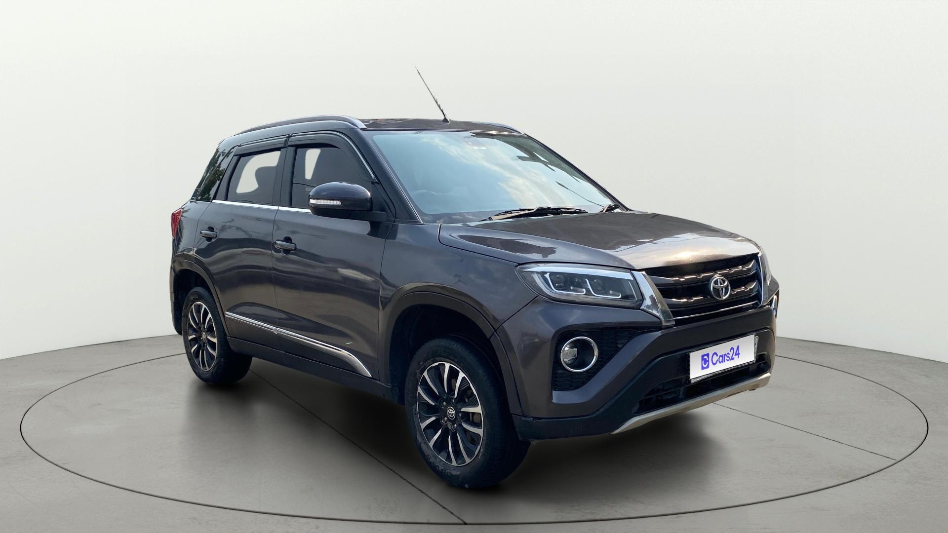 View 2022 Toyota Urban Cruiser Premium MT Image 38 Used 2022 Toyota Urban Cruiser Premium MT Image 38
