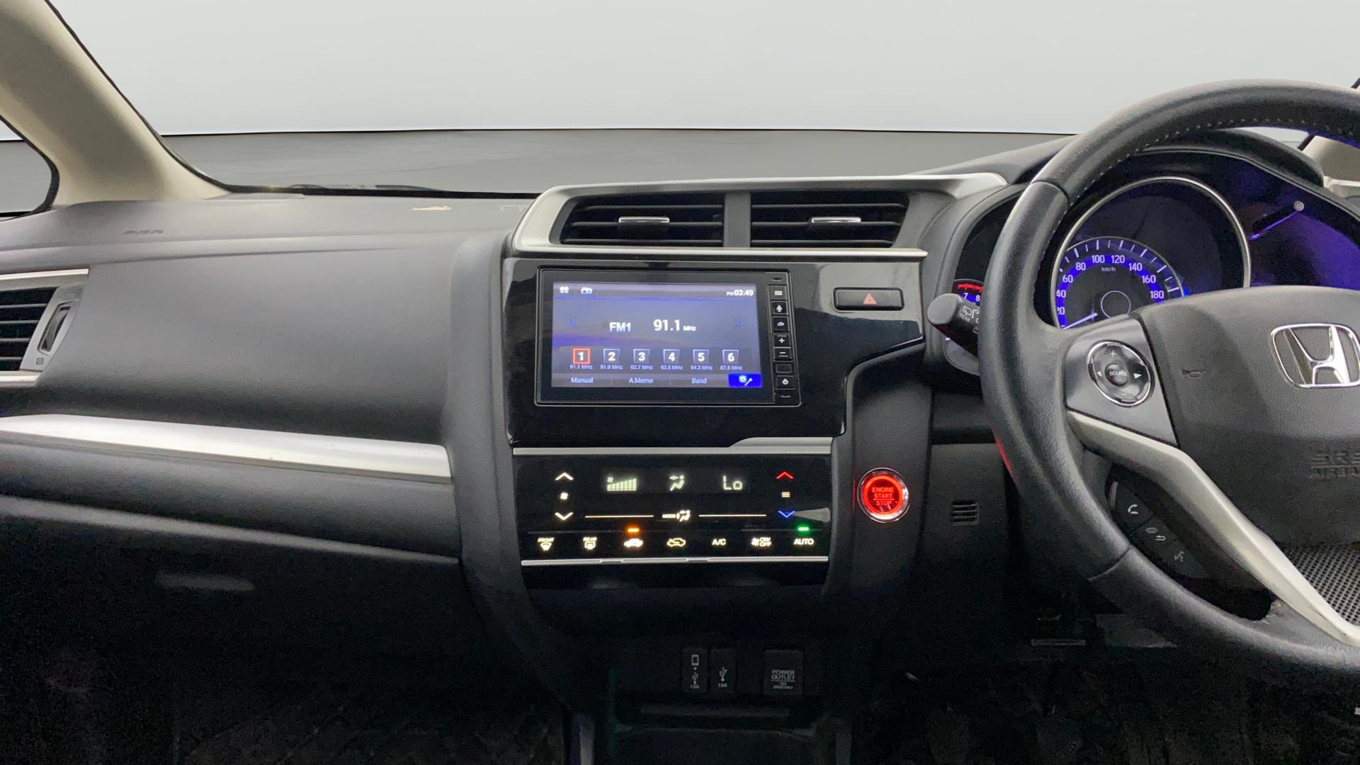 View 2022 Honda WR-V S MT Diesel Edge Edition Image 18 Used 2022 Honda WR-V S MT Diesel Edge Edition Image 18