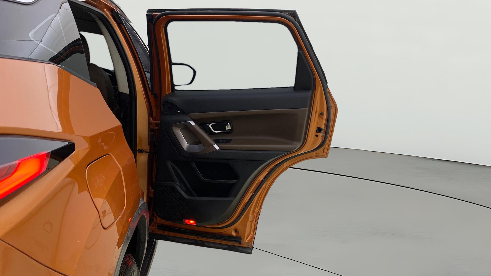 View 2019 Tata Harrier XE Image 6 Used 2019 Tata Harrier XE Image 6
