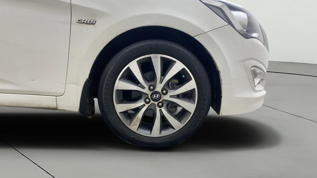 View Hyundai Fluidic Verna Image 41 Used Hyundai Fluidic Verna Image 41