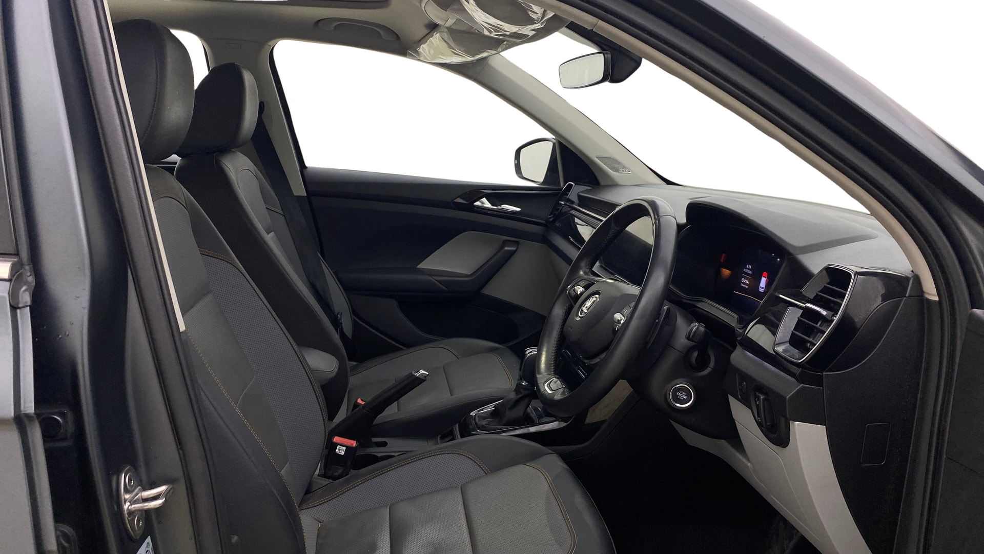 View 2024 Skoda Kushaq Style 1.0 TSI AT Image 18 Used 2024 Skoda Kushaq Style 1.0 TSI AT Image 18