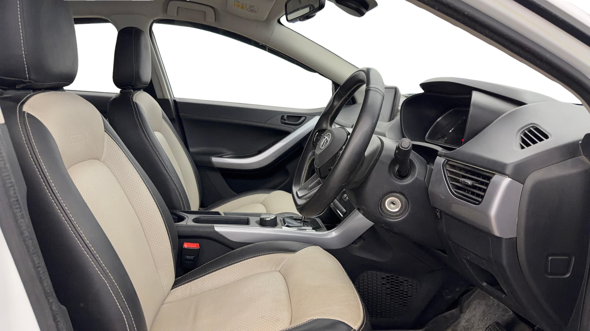 View 2023 Tata Nexon Revotron XE Image 27 Used 2023 Tata Nexon Revotron XE Image 27
