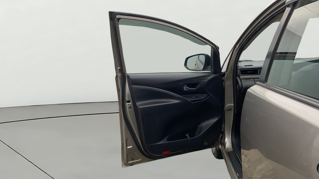 View Toyota Innova Crysta Image 32 Used Toyota Innova Crysta Image 32
