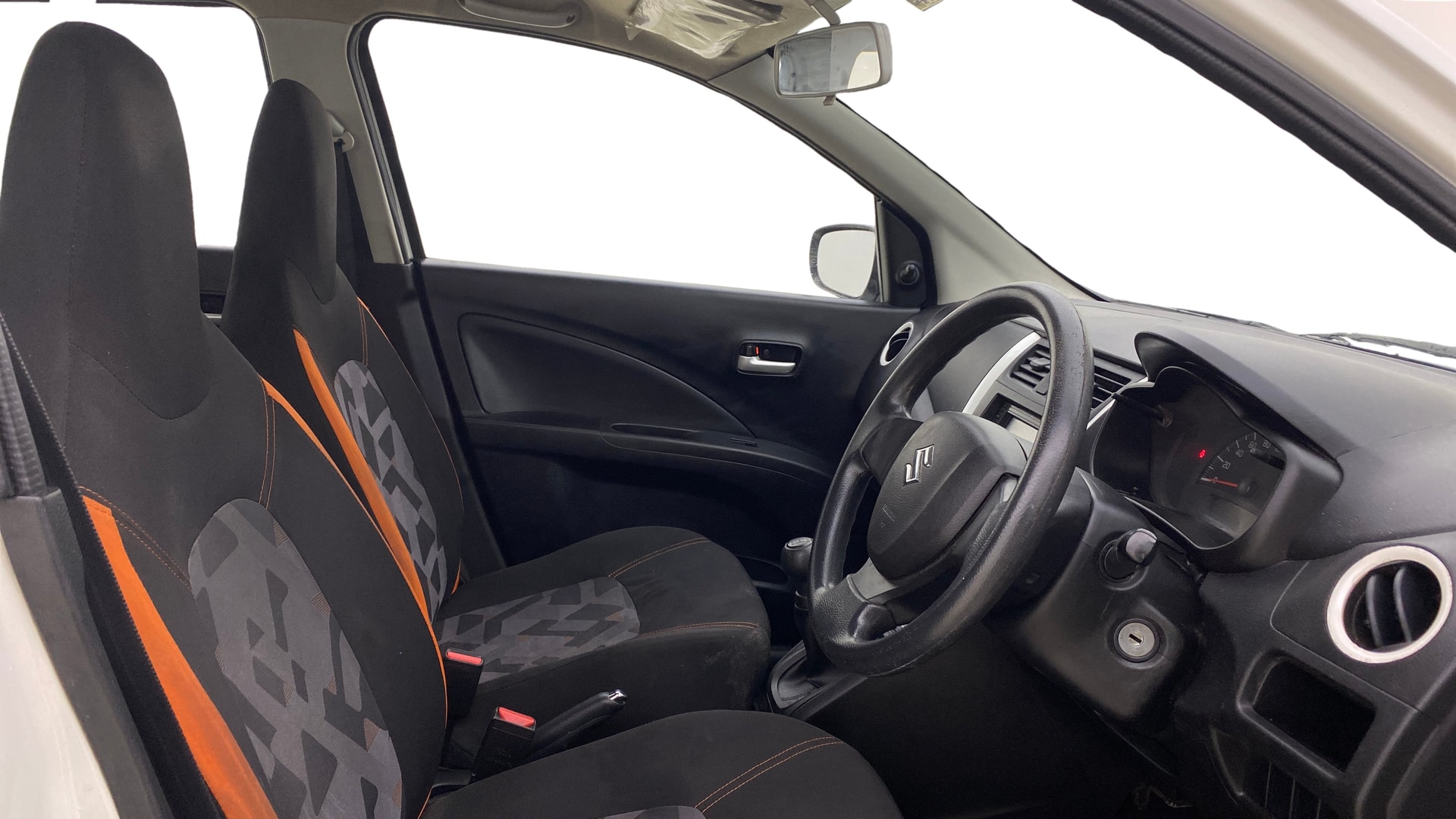 View 2018 Maruti Suzuki 1000 Base Variant Image 25 Used 2018 Maruti Suzuki 1000 Base Variant Image 25