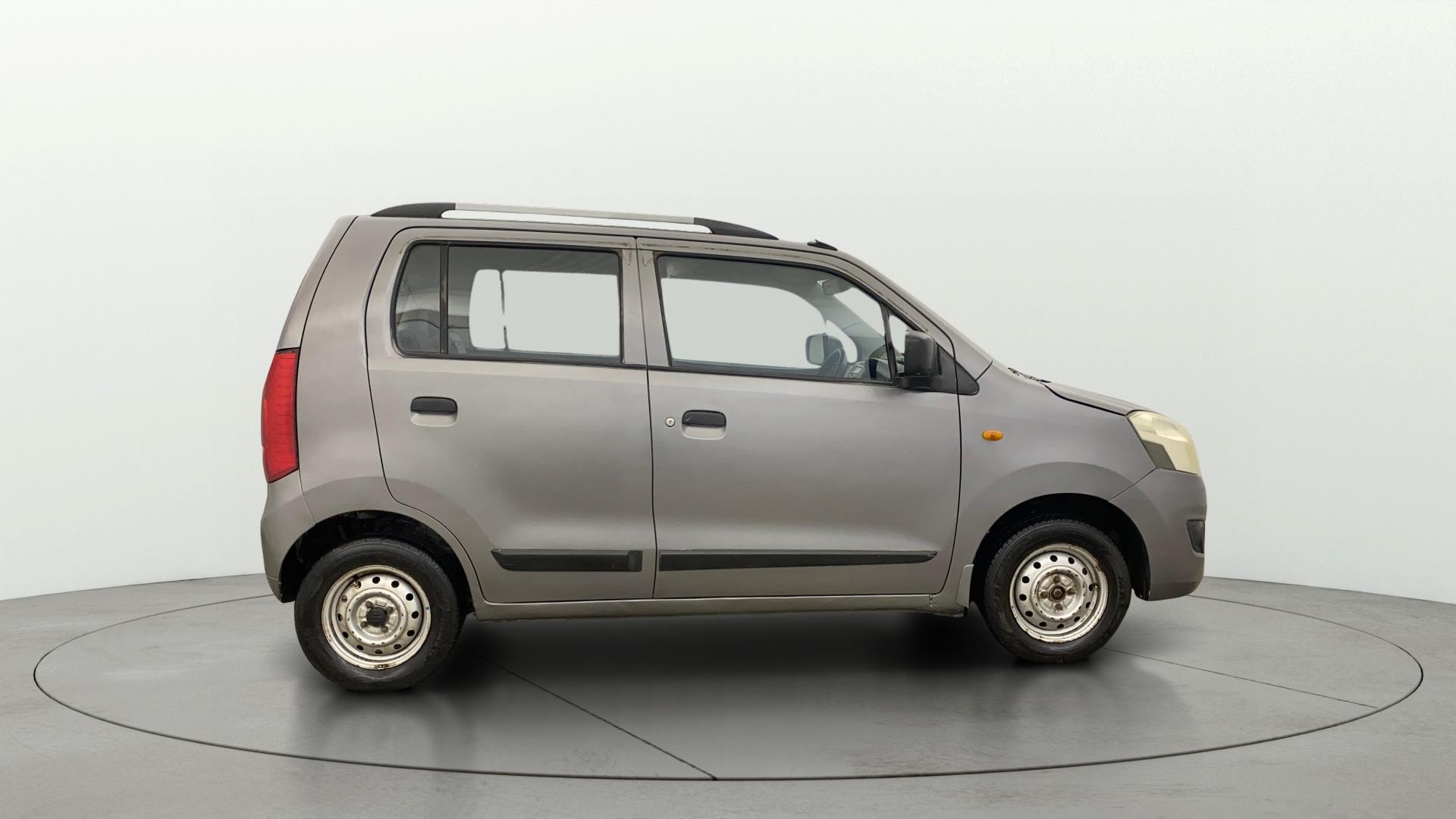 View 2015 Maruti Suzuki 1000 Base Variant Image 8 Used 2015 Maruti Suzuki 1000 Base Variant Image 8
