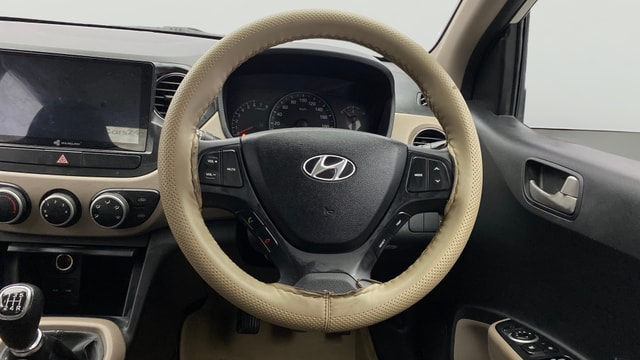 View Hyundai Xcent Image 20 Used Hyundai Xcent Image 20