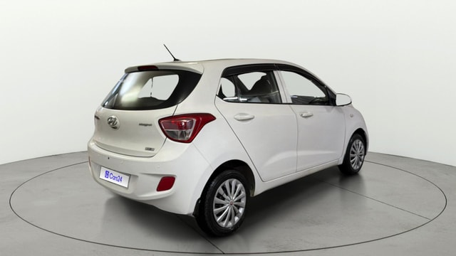 View Hyundai Grand i10 Image 42 Used Hyundai Grand i10 Image 42