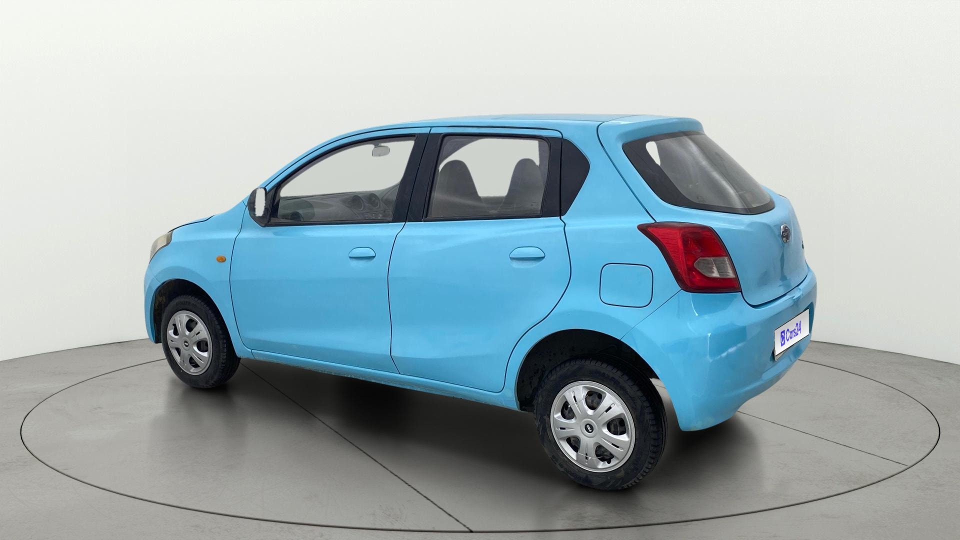 View 2015 Datsun Go T Image 2 Used 2015 Datsun Go T Image 2