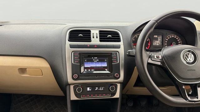 View Volkswagen Polo Image 31 Used Volkswagen Polo Image 31