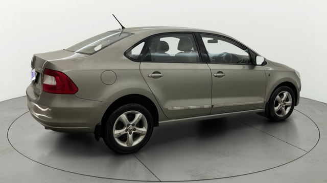 View Skoda Rapid Image 41 Used Skoda Rapid Image 41