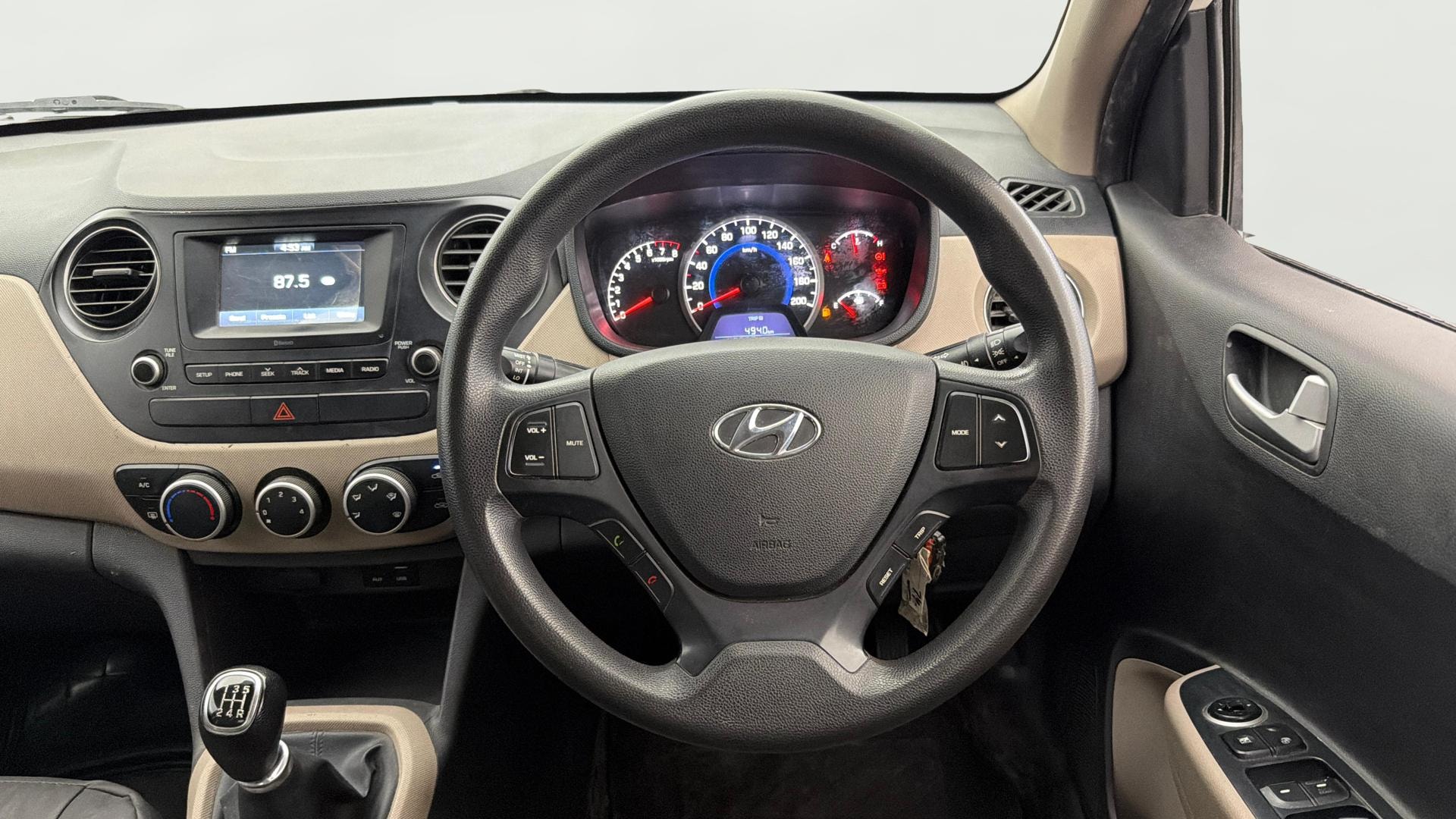 Used 2018 Hyundai Grand i10 Used 2018 Hyundai Grand i10
