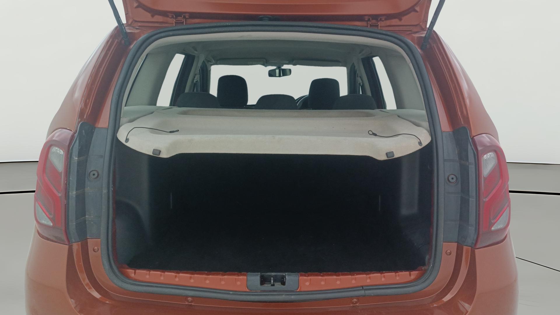 View 2020 Renault Duster 1.3L Turbo Petrol RXE Image 38 Used 2020 Renault Duster 1.3L Turbo Petrol RXE Image 38