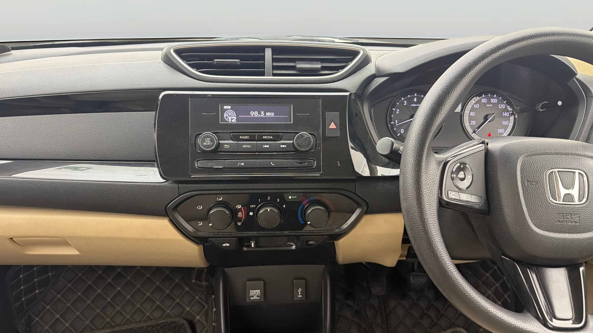 View 2020 Honda Amaze E MT Petrol BS IV Image 17 Used 2020 Honda Amaze E MT Petrol BS IV Image 17