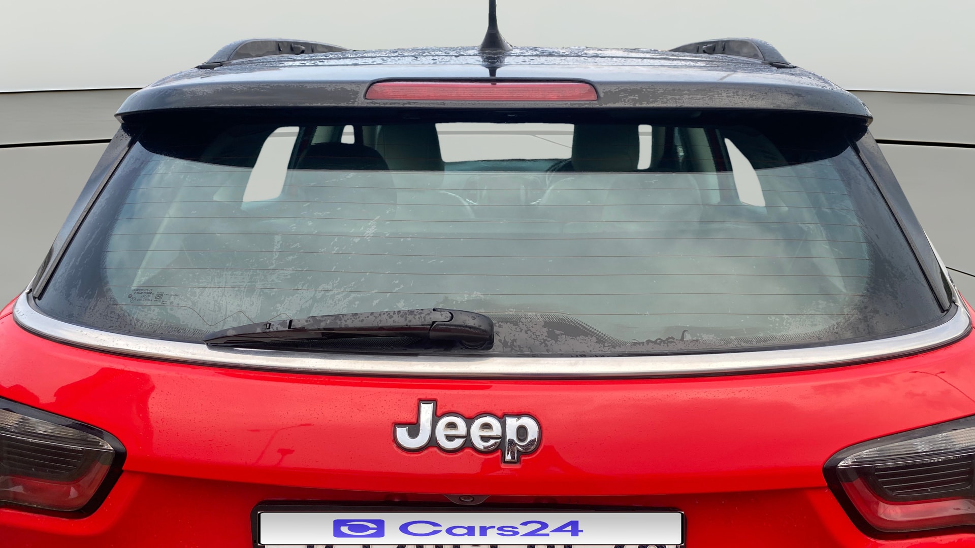 View 2017 Jeep Compass Limited 4X4 (O) 2.0 Diesel BS IV Image 5 Used 2017 Jeep Compass Limited 4X4 (O) 2.0 Diesel BS IV Image 5