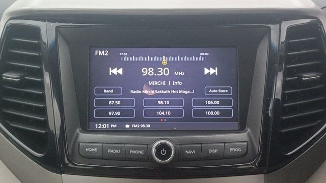 View Mahindra XUV300 Image 33 Used Mahindra XUV300 Image 33