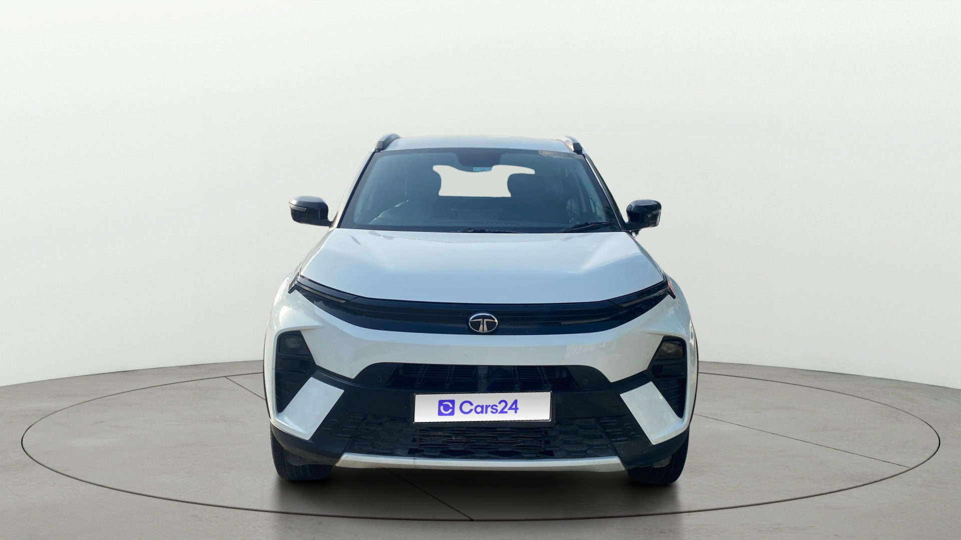 View 2024 Tata Nexon Revotron XE Image 1 Used 2024 Tata Nexon Revotron XE Image 1