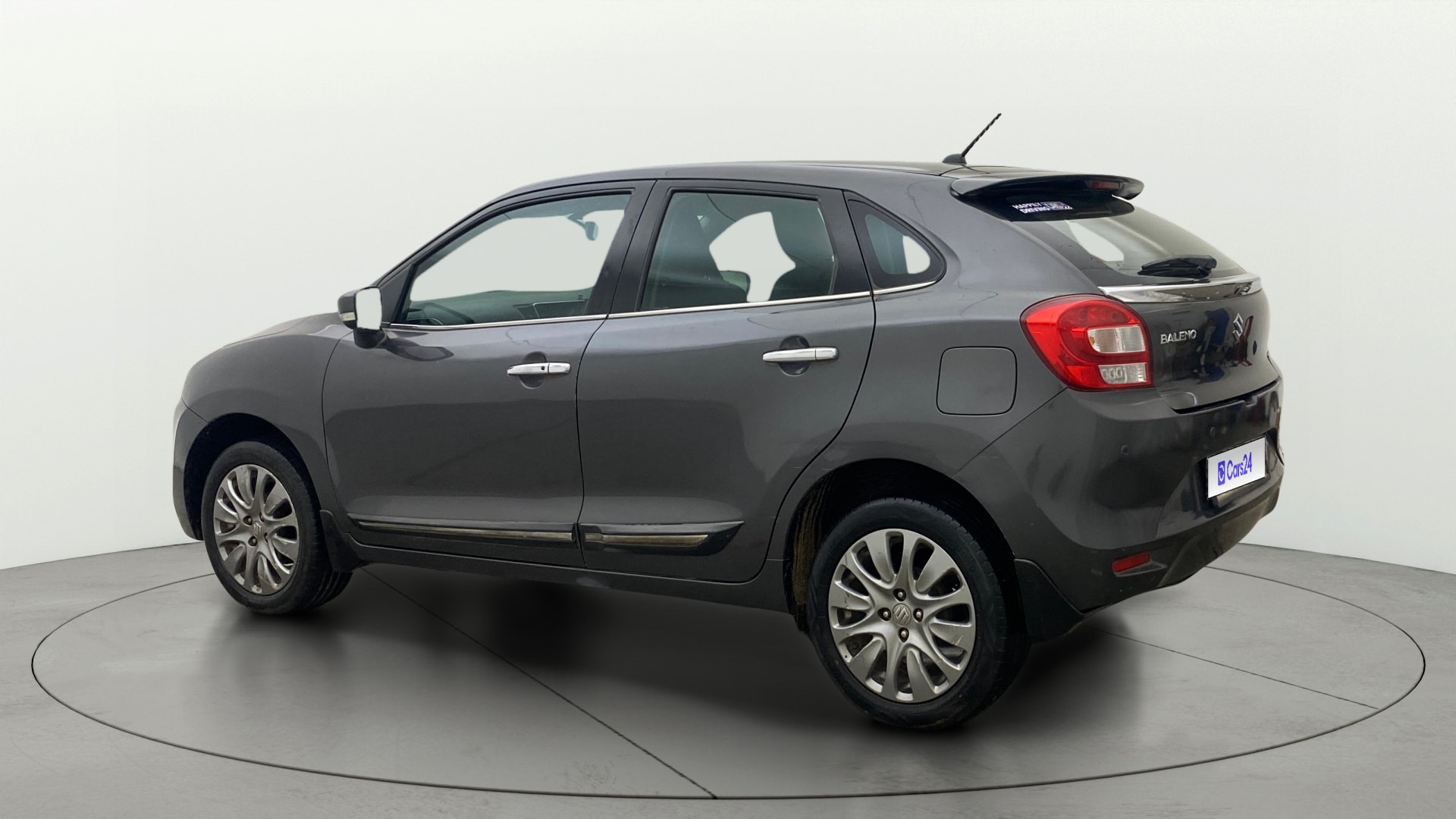 View 2018 Maruti Suzuki 1000 Base Variant Image 2 Used 2018 Maruti Suzuki 1000 Base Variant Image 2