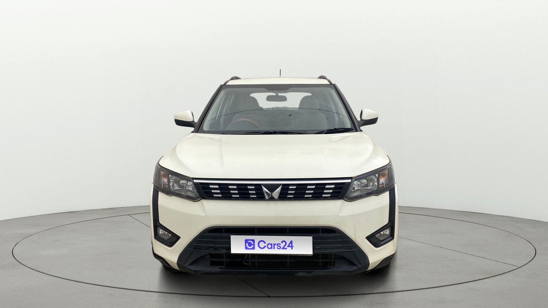 Used 2023 Mahindra XUV300 Used 2023 Mahindra XUV300