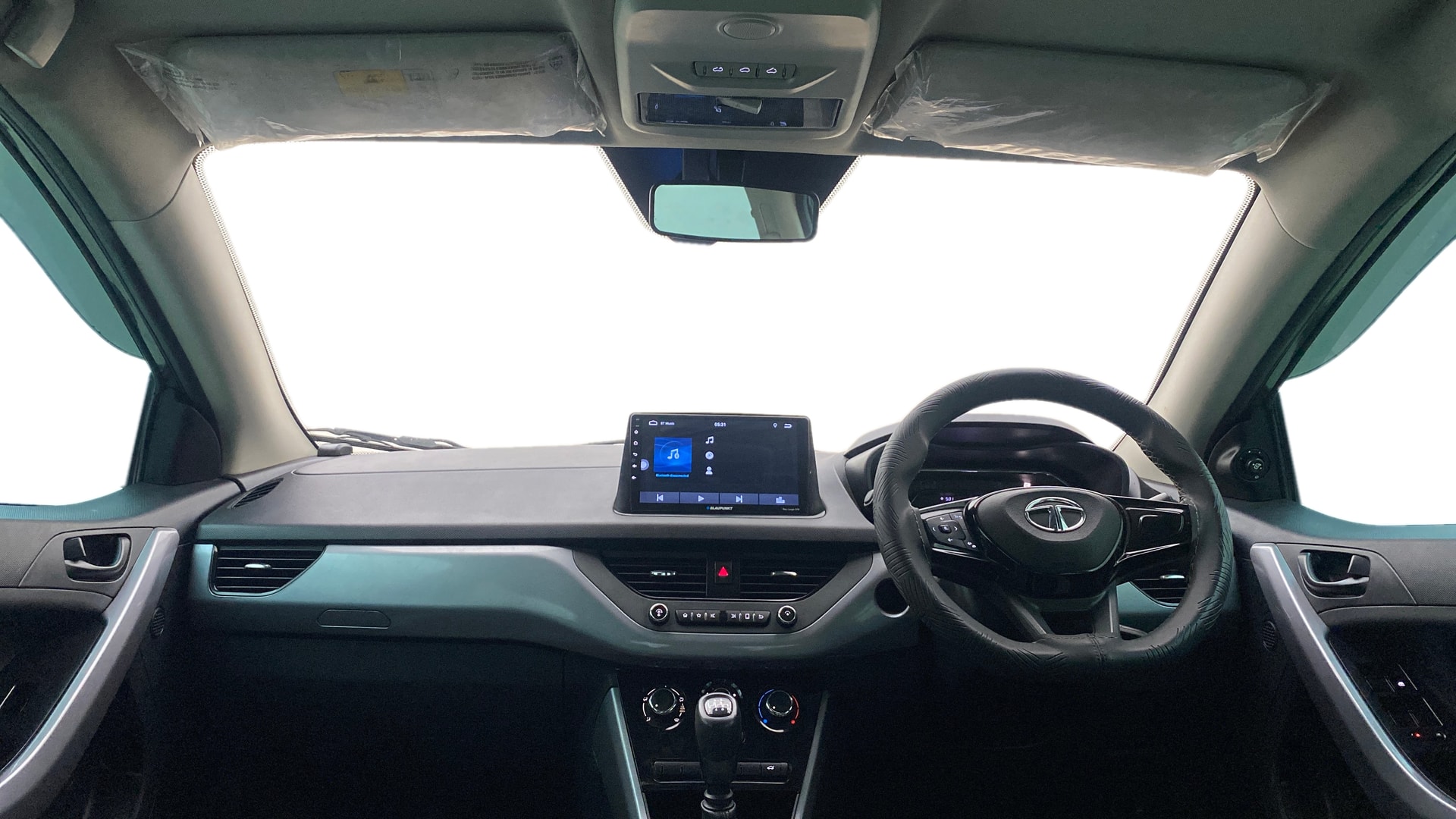 View 2022 Tata Nexon Revotron XE Image 15 Used 2022 Tata Nexon Revotron XE Image 15