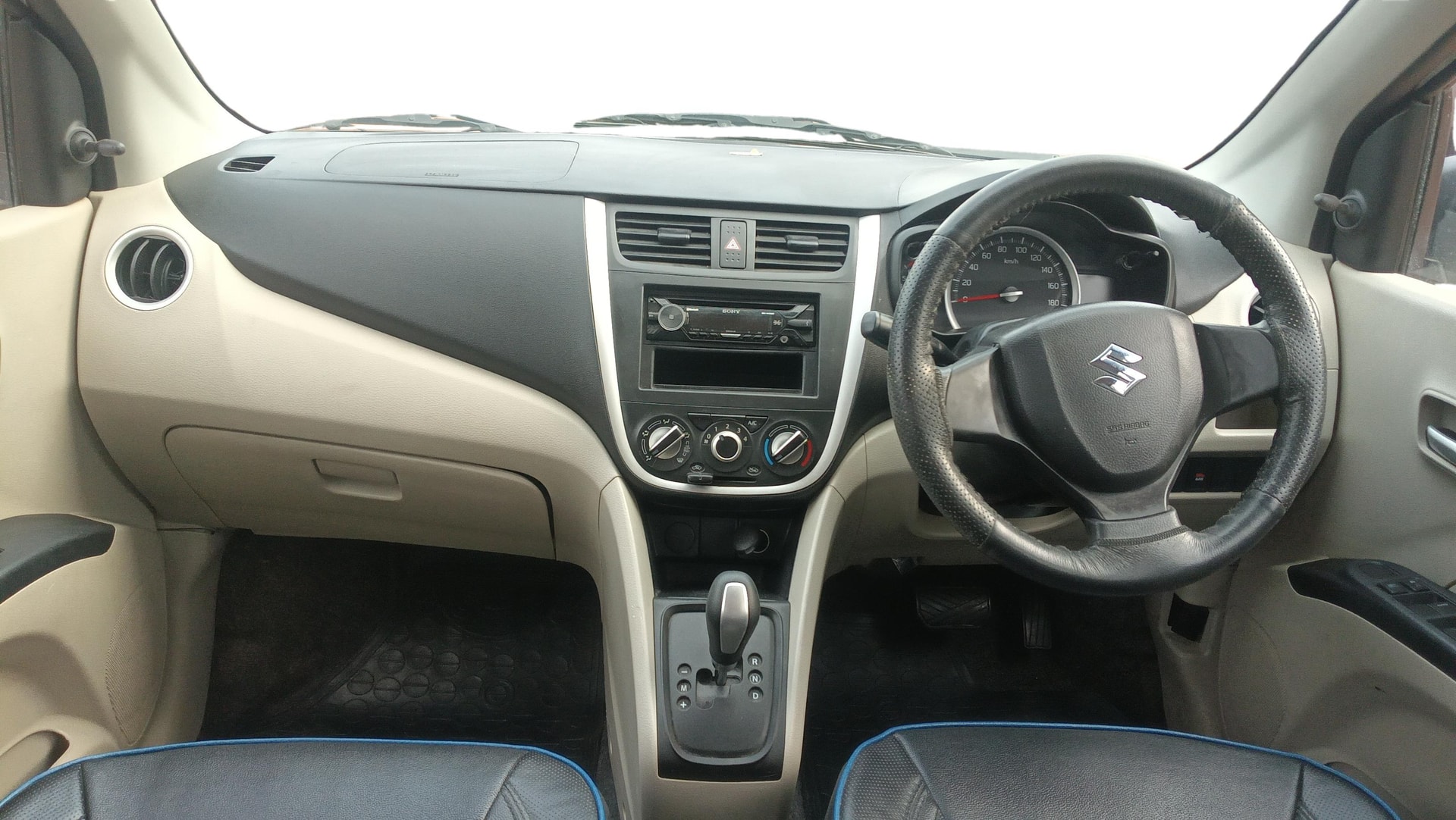 View 2018 Maruti Suzuki 1000 Base Variant Image 15 Used 2018 Maruti Suzuki 1000 Base Variant Image 15