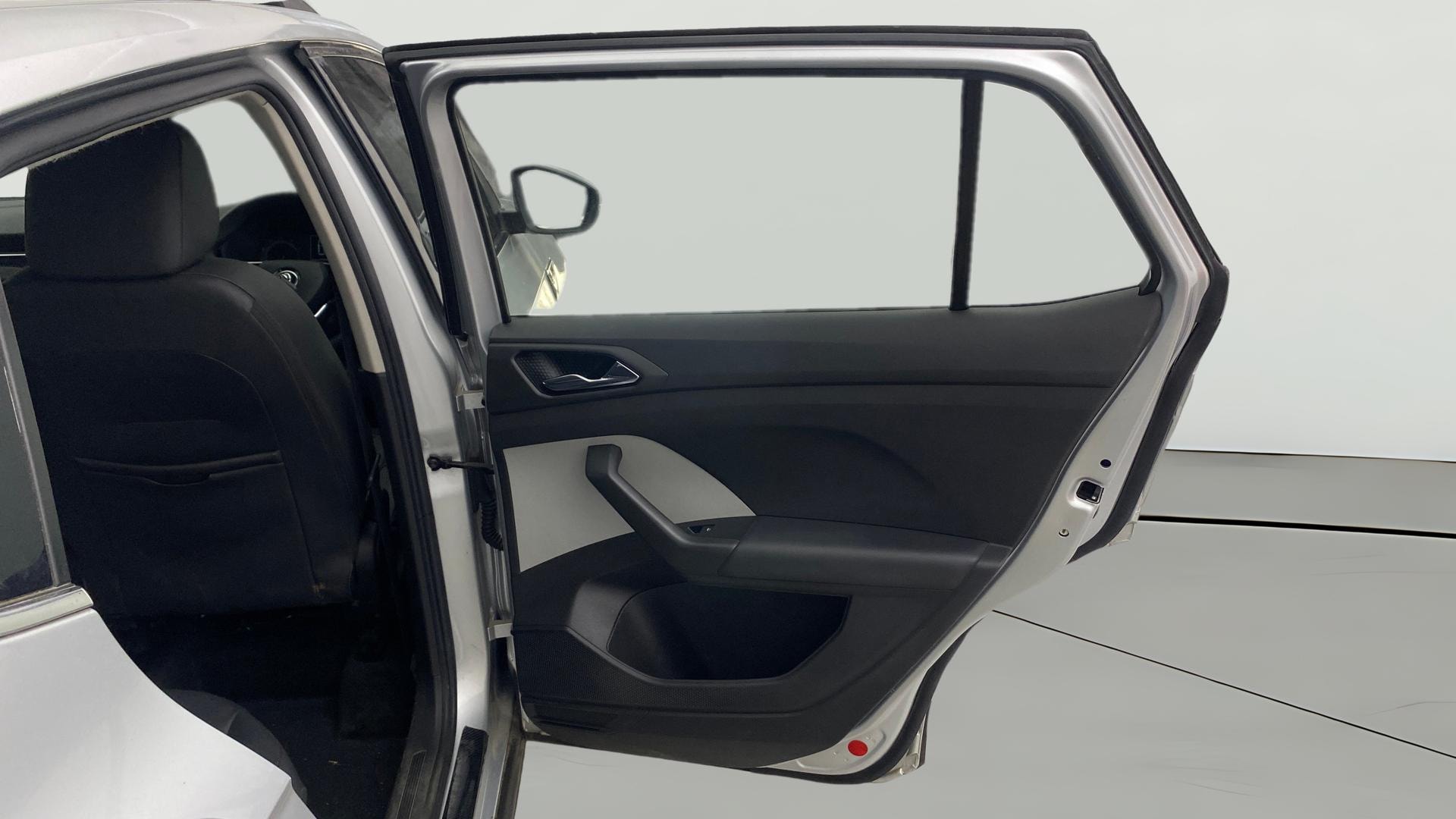 View 2021 Skoda Kushaq Style 1.0 TSI MT Image 8 Used 2021 Skoda Kushaq Style 1.0 TSI MT Image 8