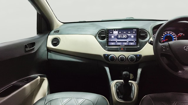 View Hyundai Grand i10 Image 18 Used Hyundai Grand i10 Image 18