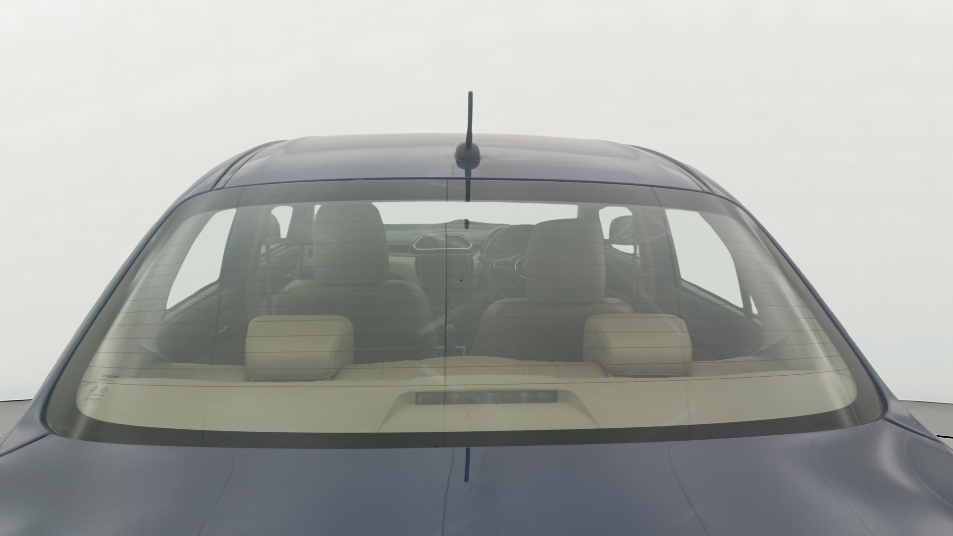 View 2020 Maruti Suzuki 1000 Base Variant Image 3 Used 2020 Maruti Suzuki 1000 Base Variant Image 3