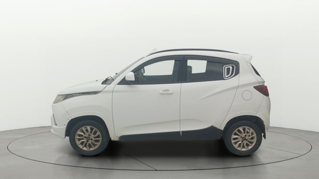 View Mahindra KUV100 Image 5 Used Mahindra KUV100 Image 5