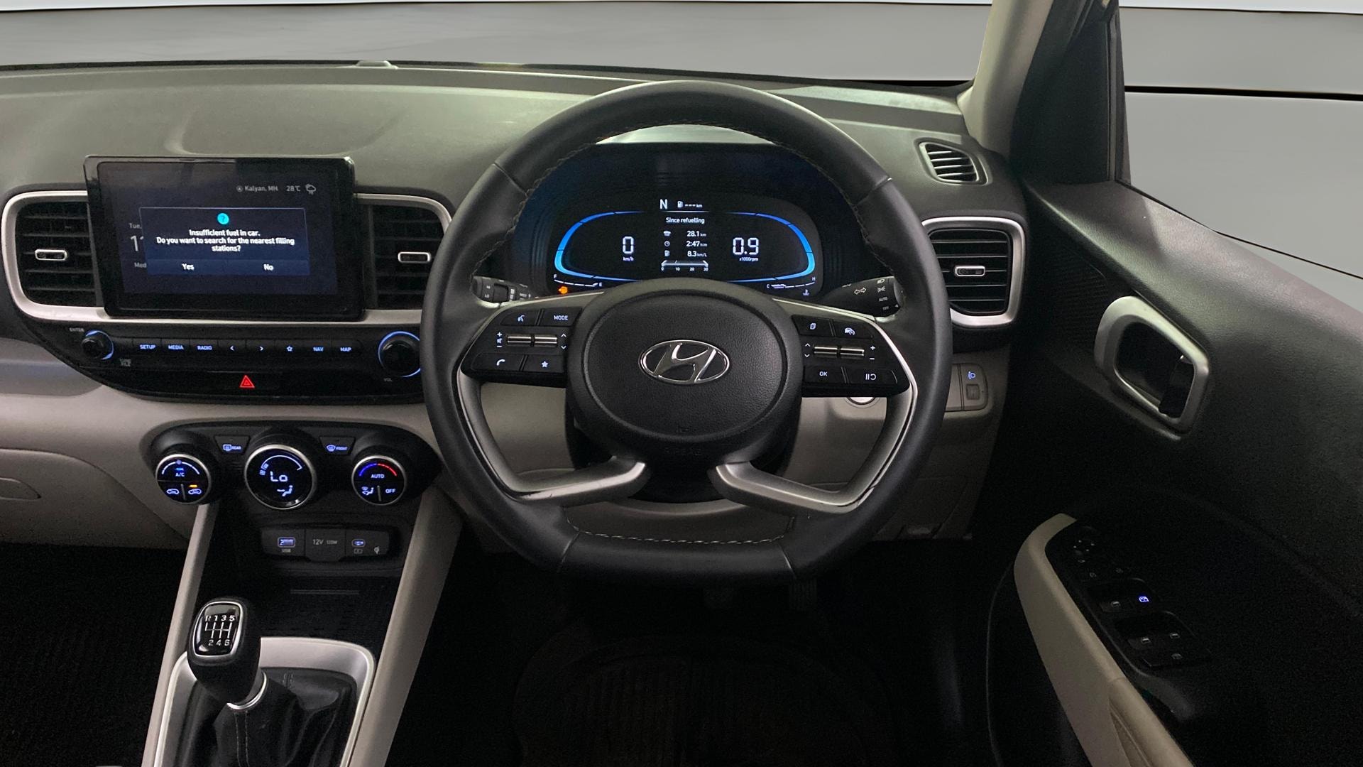 View 2022 Hyundai Venue SX (O) 1.0 iMT Petrol Image 21 Used 2022 Hyundai Venue SX (O) 1.0 iMT Petrol Image 21