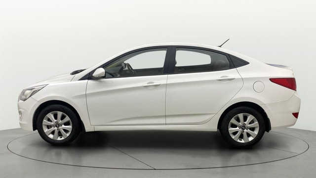 View Hyundai Fluidic Verna Image 5 Used Hyundai Fluidic Verna Image 5