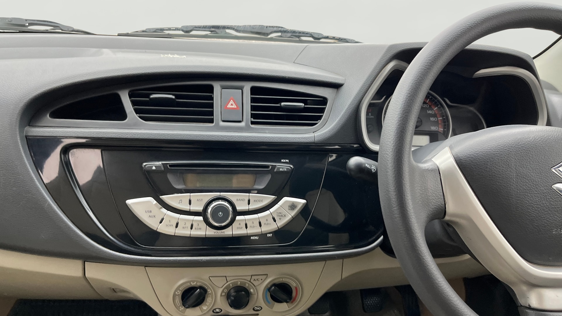 View 2015 Maruti Suzuki Alto K10 LX Image 17 Used 2015 Maruti Suzuki Alto K10 LX Image 17
