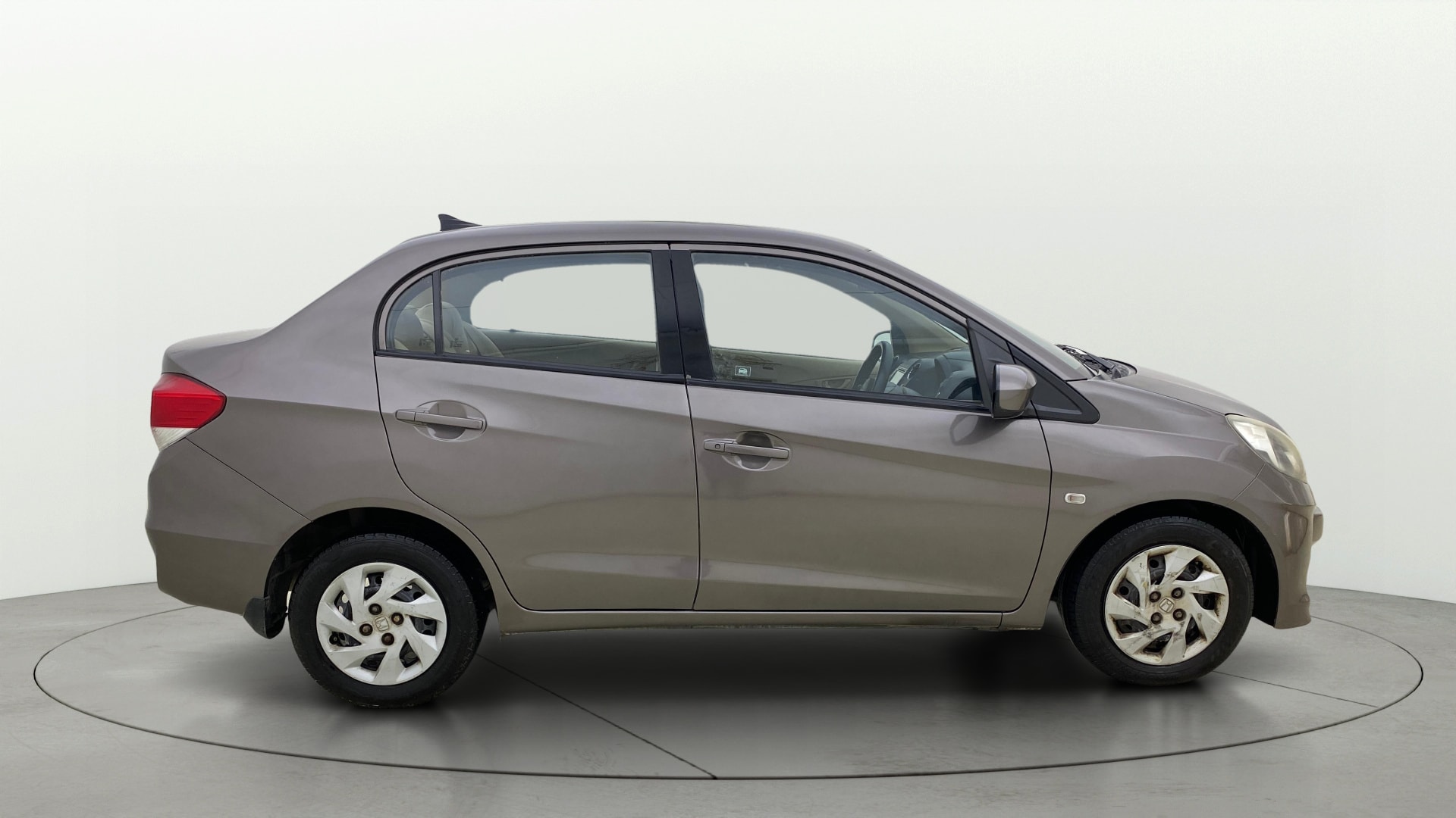View 2014 Honda Amaze E MT Petrol BS IV Image 8 Used 2014 Honda Amaze E MT Petrol BS IV Image 8