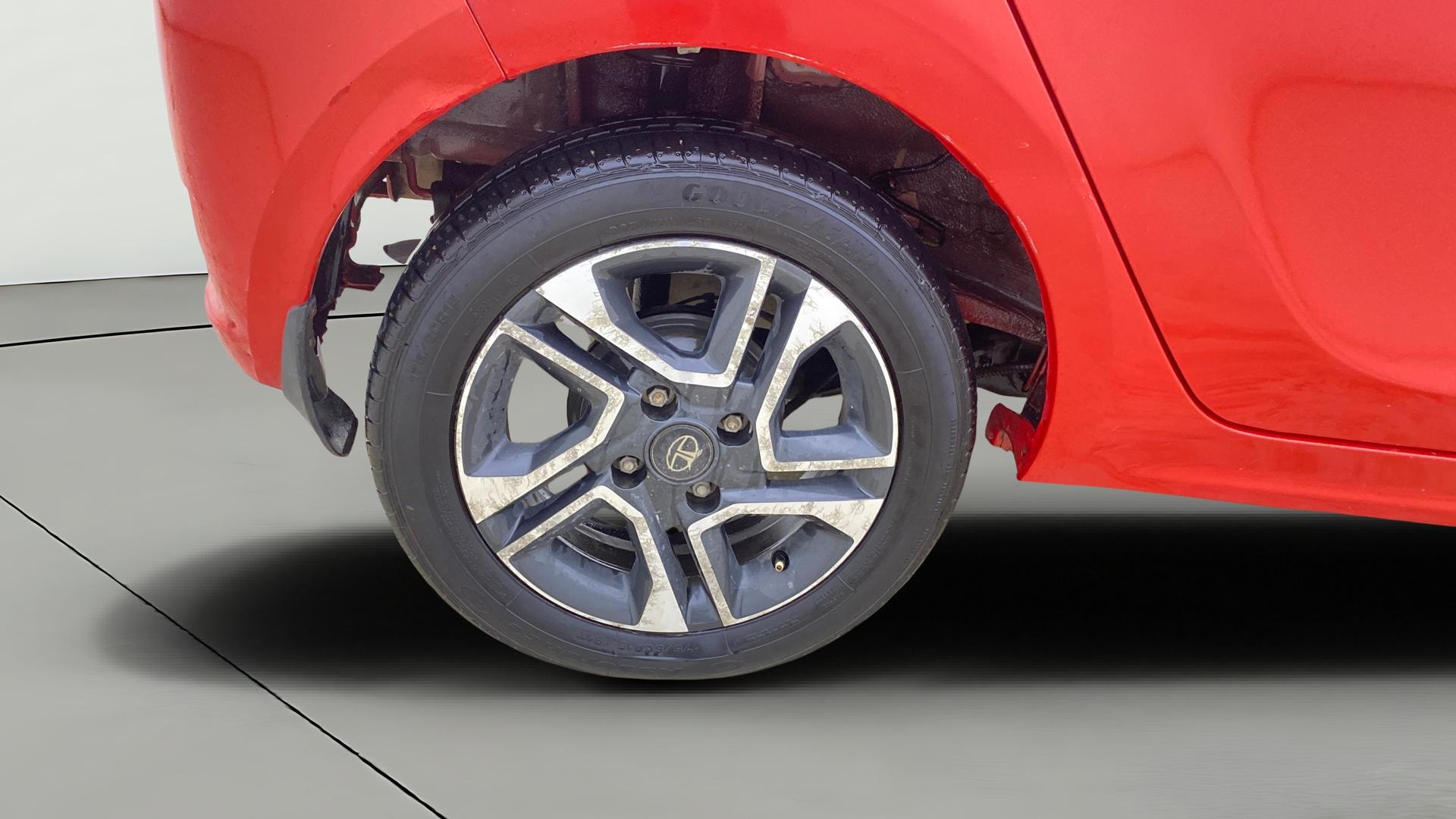 View 2020 Tata Tiago Revotorq XB Image 33 Used 2020 Tata Tiago Revotorq XB Image 33