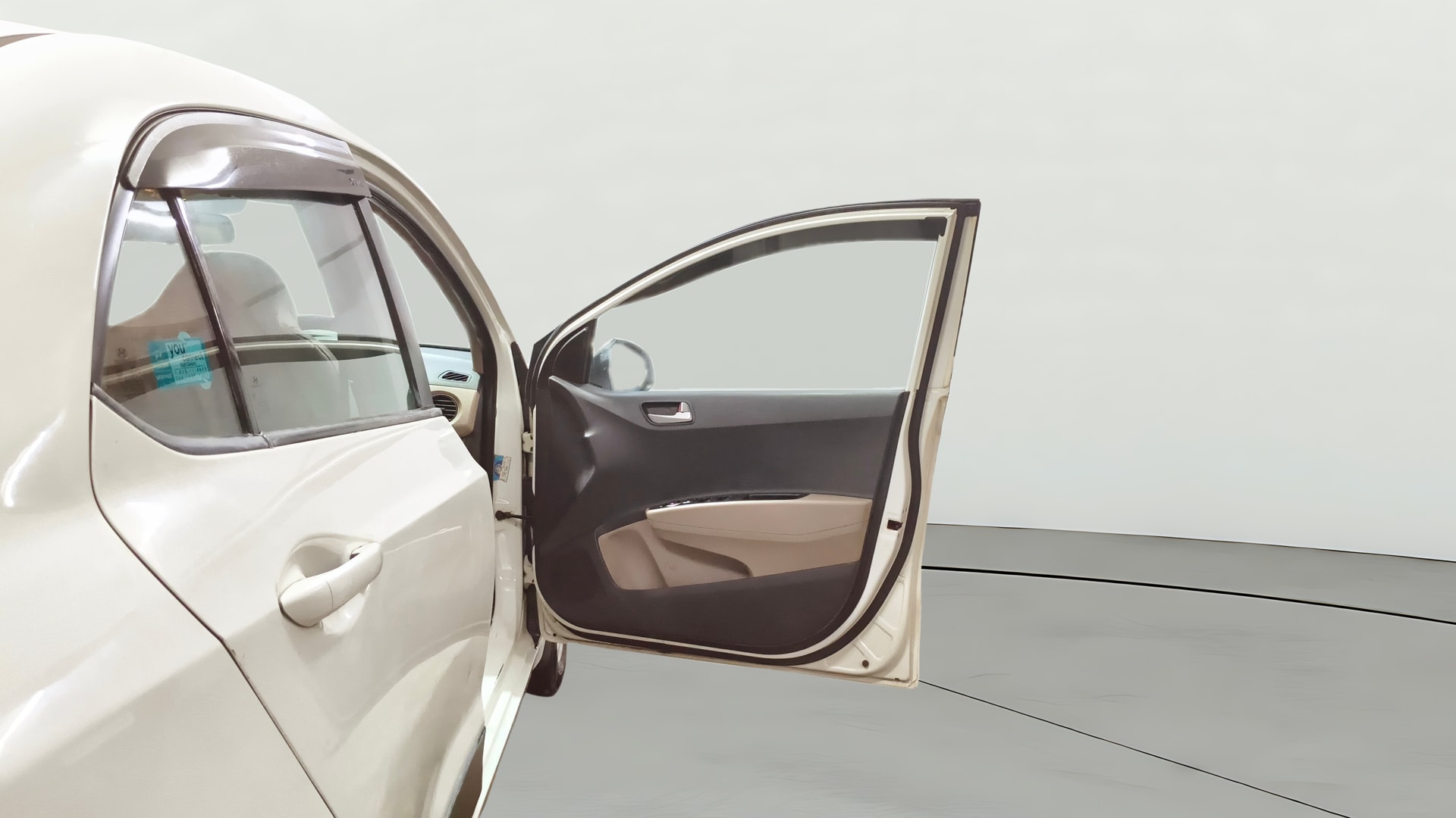 View 2017 Hyundai Xcent SX Petrol Image 44 Used 2017 Hyundai Xcent SX Petrol Image 44