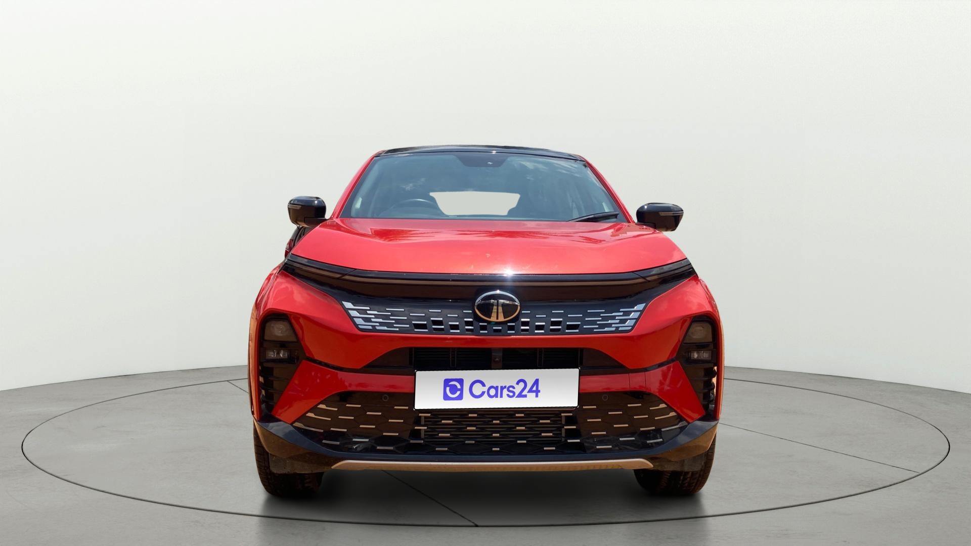 View 2025 Tata Curvv Smart 1.2 Revotron Petrol 6MT Image 1 Used 2025 Tata Curvv Smart 1.2 Revotron Petrol 6MT Image 1