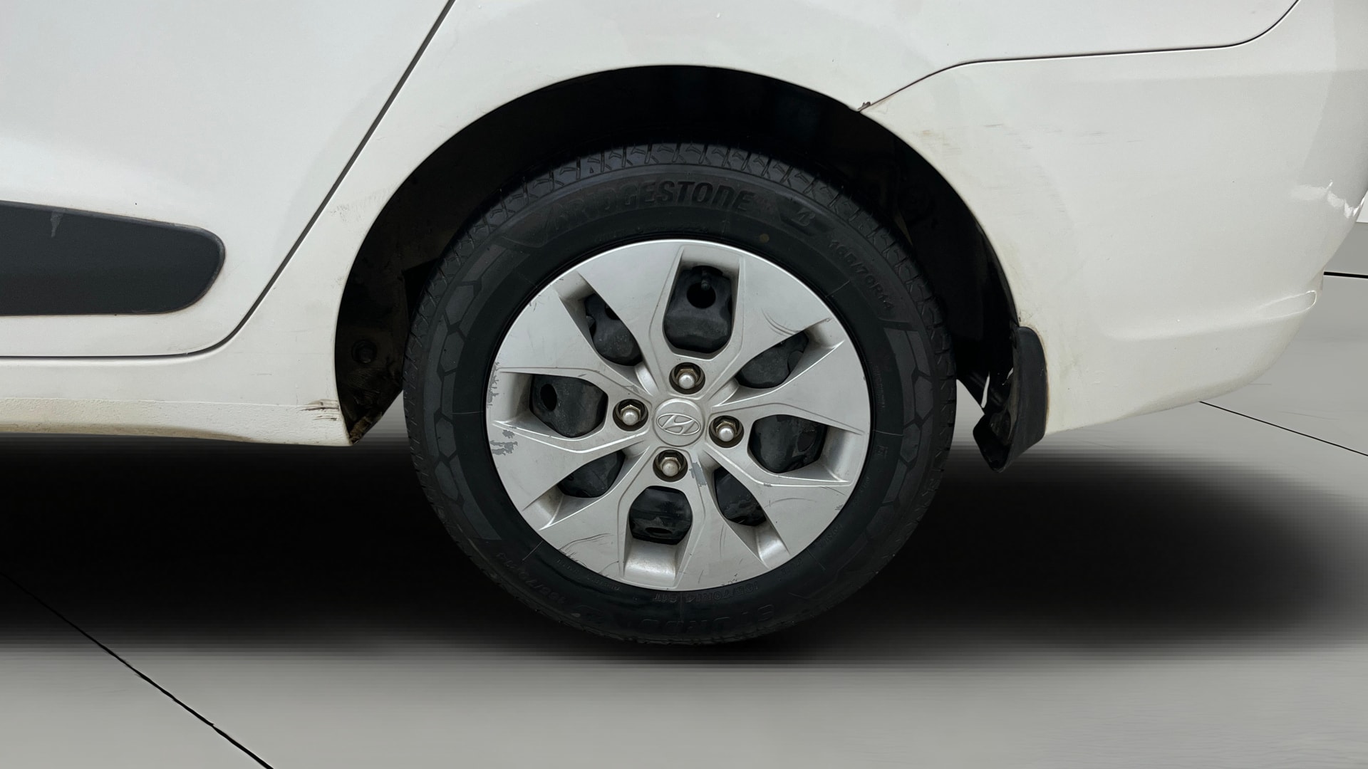 View 2015 Hyundai Xcent S Petrol Image 11 Used 2015 Hyundai Xcent S Petrol Image 11
