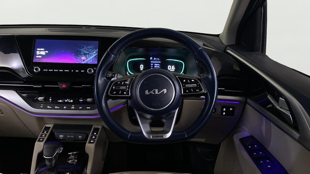 View Kia Carens Image 14 Used Kia Carens Image 14