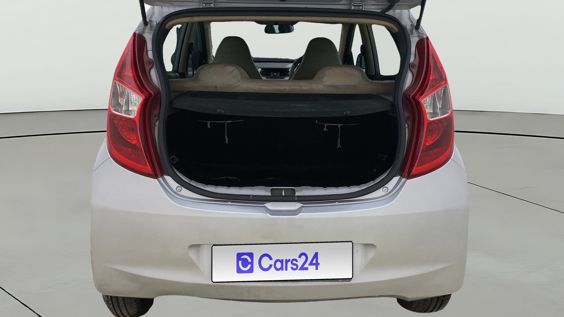 View 2017 Hyundai EON Magna Plus Image 36 Used 2017 Hyundai EON Magna Plus Image 36