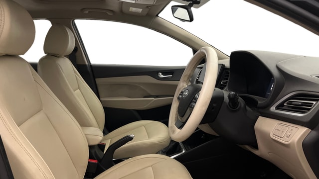 View Hyundai Verna Image 27 Used Hyundai Verna Image 27