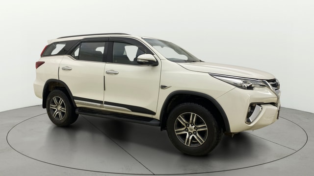 View Toyota Fortuner Image 15 Used Toyota Fortuner Image 15